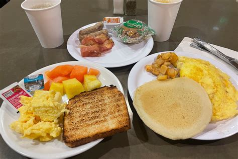 embassy suites free breakfast|Hilton breakfast: When and where is it offered .